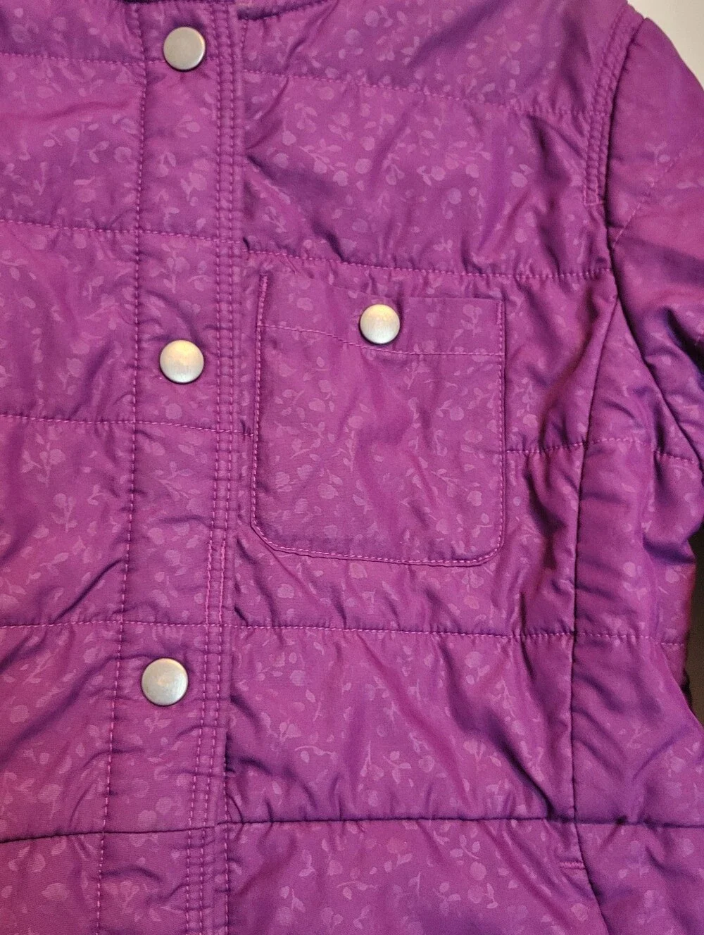 Columbia Girl’s Purple Quilted Jacket With Snap Close & Pockets Size Small